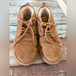 UGG Men's Brown Suede Boots size 10 . Worn once or twice